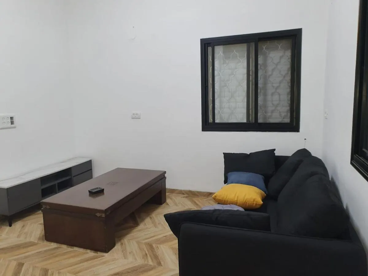 Stylish Apartment With Furniture location